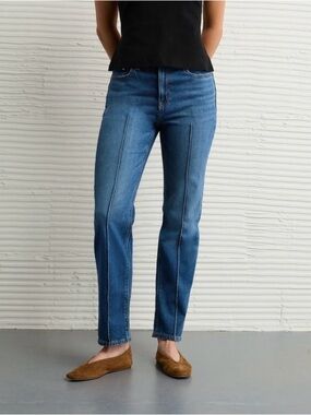 AE Stretch Super High-Waisted Ankle Straight Jean Short Fit